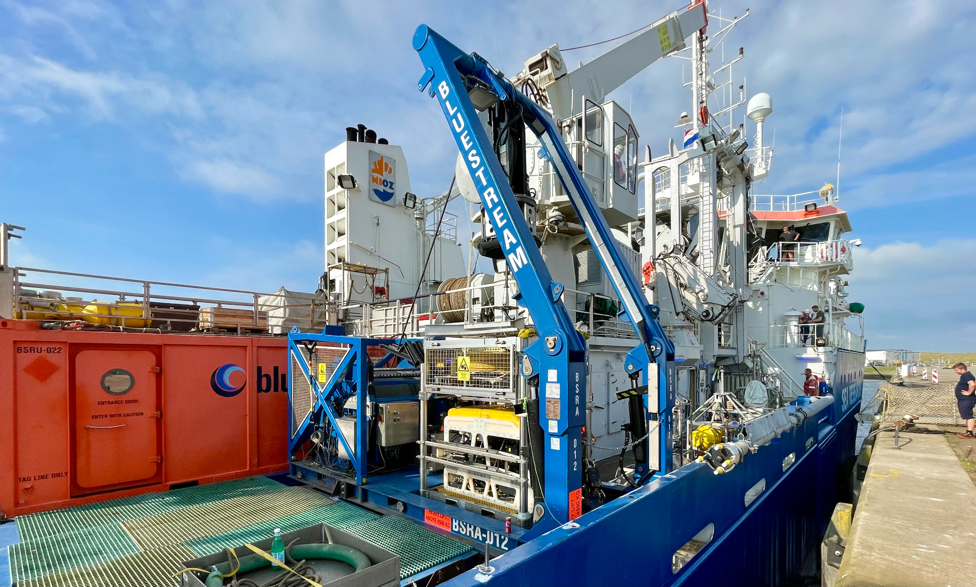 Departure from the NIOZ harbour on Texel.