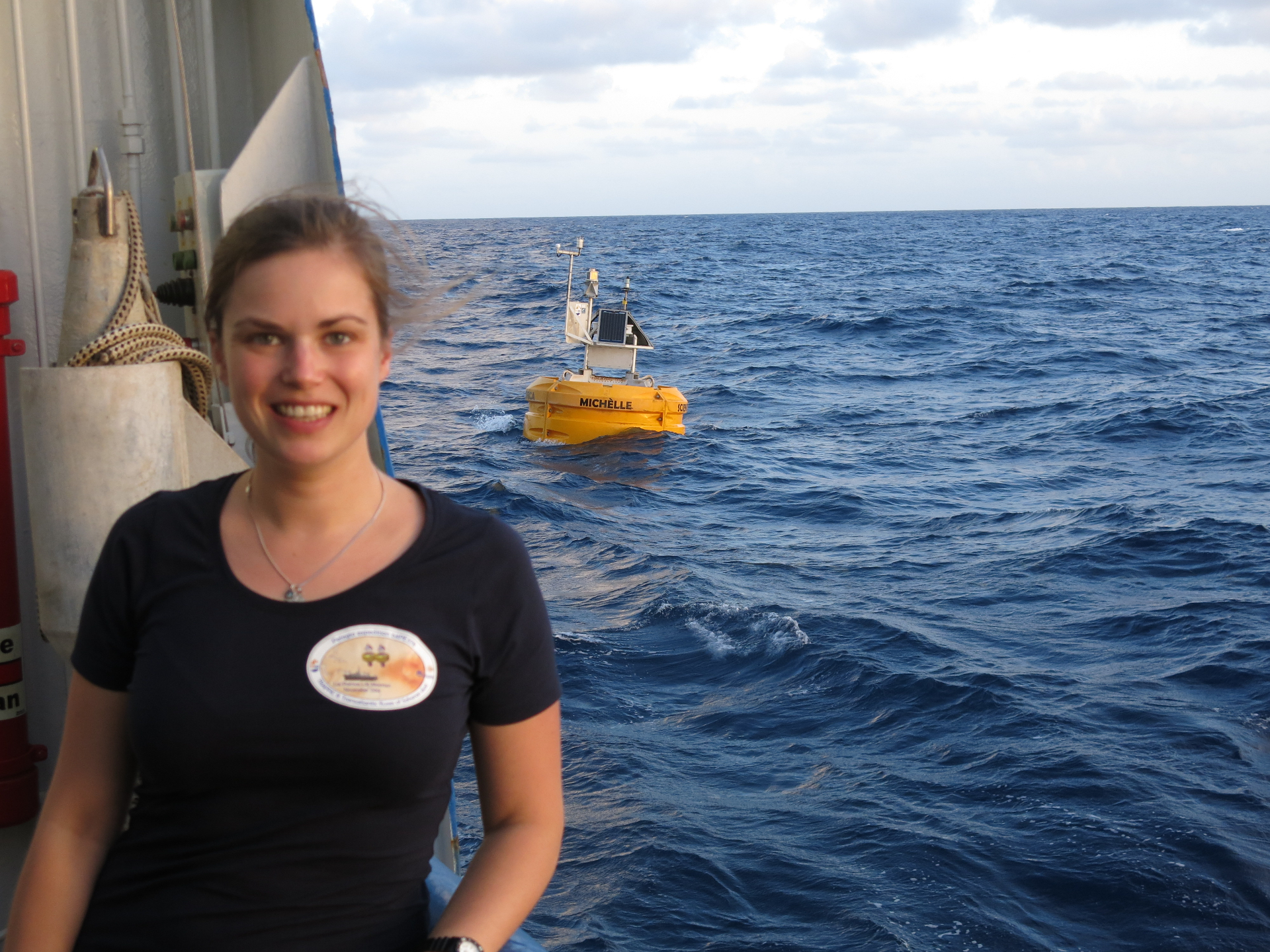 Michèlle with “her” dust buoy.