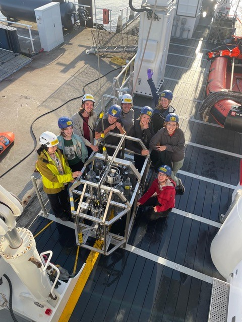 MaMa course participants with the CTD (© NIOZ). 